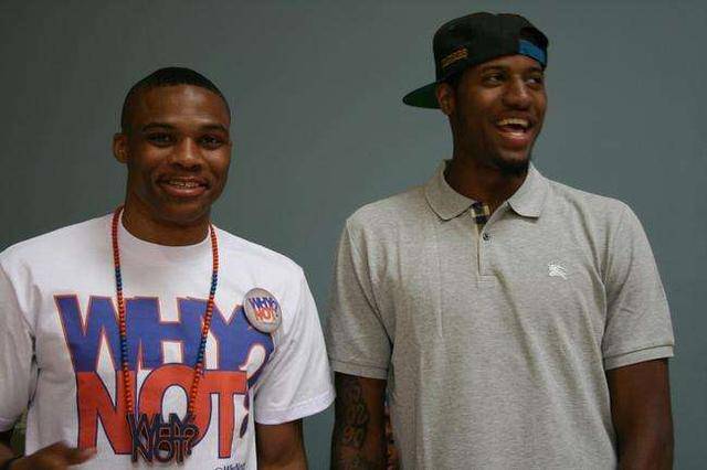 11球，巴萨是欧冠改制以来打入乌龙球最多的球队（欧冠改制以来，巴萨以11个乌龙球居首）