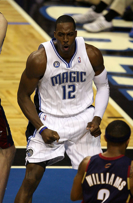 去年美洲杯决赛混乱不断，赛事组织方将向球迷赔偿1400万美元（去年美洲杯决赛乱象丛生，主办方将赔付球迷1400万美元）