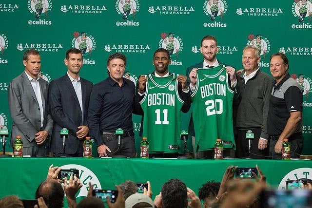 托纳利：我目前处在职业生涯最好的状态；现在更喜欢英超（托纳利：状态达生涯巅峰，如今更钟情英超）