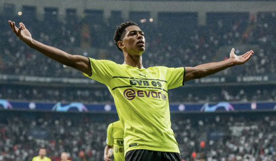 媒体人谈邵佳一：当年克林斯曼带德国前的履历更是一张白纸（媒体人谈邵佳一：克林斯曼接手德国队前几乎毫无执教资历）