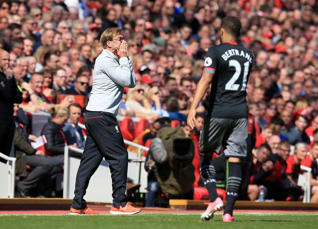 巴萨对阵奥萨苏纳的比赛召集：蓝红军团能否继续扩大领先优势？（巴萨战奥萨苏纳大名单出炉：蓝红军团能否再度扩大领先？）