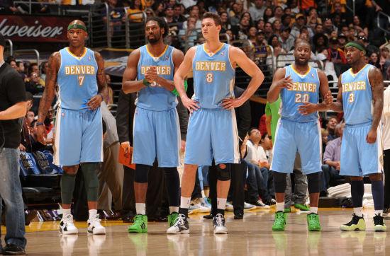 2-1,21岁英格兰新星绝杀,42岁德罗西率队胜乌迪内斯,迎意甲2连胜（21岁英格兰新星绝杀，42岁德罗西率队2-1击退乌迪内斯，意甲两连胜到手）