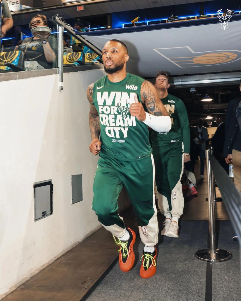 30-28！男排世俱杯波兰代表队险胜 波超冠军客场输球 莱昂23分（男排世俱杯惊险一战：波兰代表队30-28险胜，波超冠军客场折戟，莱昂砍下23分）