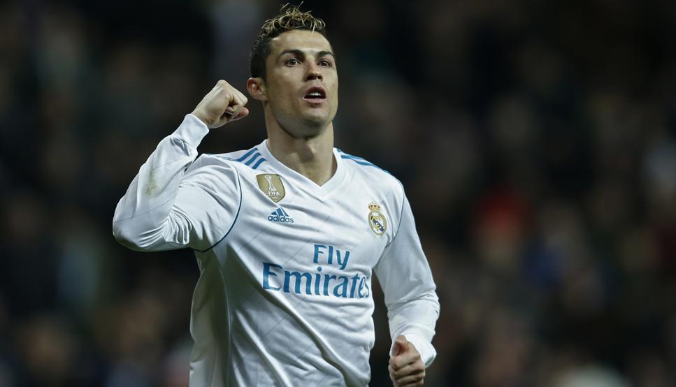 里程碑！字母哥生涯总得分来到21000分（字母哥生涯总得分突破21000分大关）