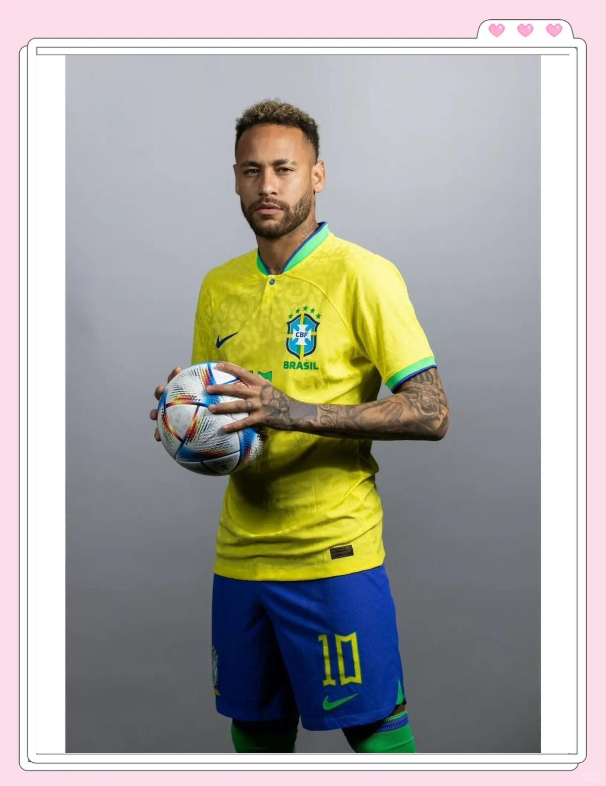 西班牙足协宣传反家暴：面对家庭暴力，直接出示红牌（西班牙足协发起反家暴倡议：对家庭暴力亮出红牌）