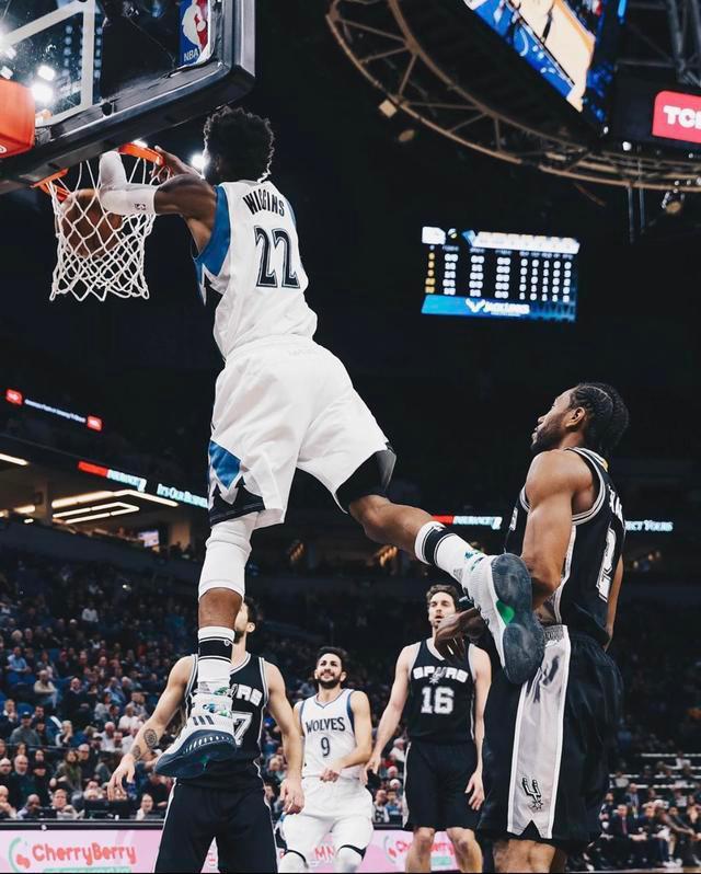 卡拉格：维尔茨本场数据相当亮眼，他的踢法、位置像德布劳内（卡拉格：维尔茨此役数据抢眼，踢法与位置颇似德布劳内）